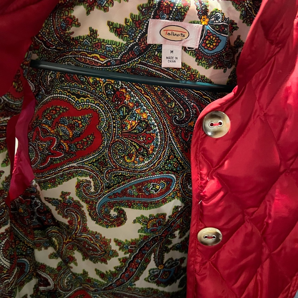 Women’s Quilted Vest - Picture 4 of 4